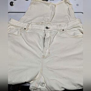 American Eagle Women's Sz 20 regular Curvy Mom Jeans